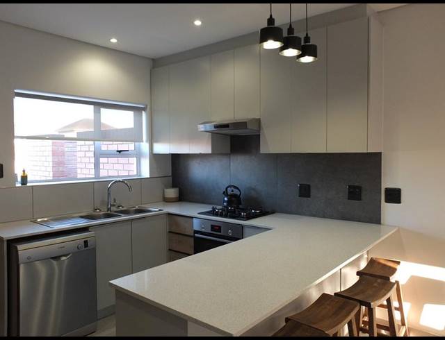 2 BEDROOM PROPERTY TO RENT IN GEORGE CENTRAL